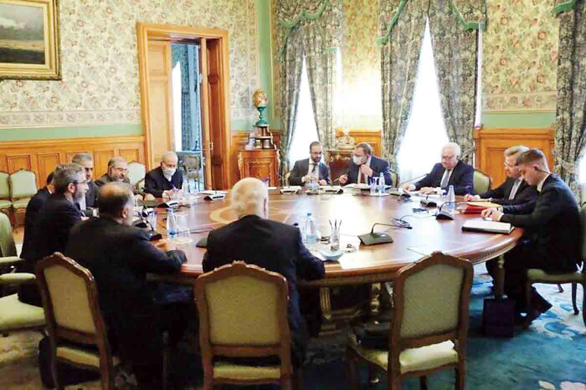 ریل‌گذاری برای بازگشت به وین از مسکو
