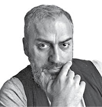 کرم از خود موز است