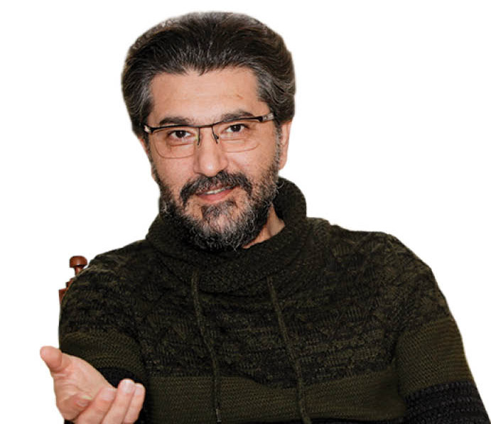 دیدار با امیرحسین مدرس شاعر، نویسنده و پژوهشگر متون کهن به بهانه انتشار کتاب جدیدش