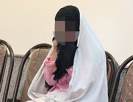 زن میانسال برای مهاجرت به آمریکا با رئیس کمپ ترک اعتیاد همدست شد و نقشه ربودن دخترش را عملی کرد