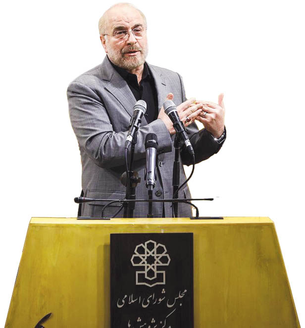 انتقاد قالیباف از تحریف واقعیت‌های دفاع مقدس