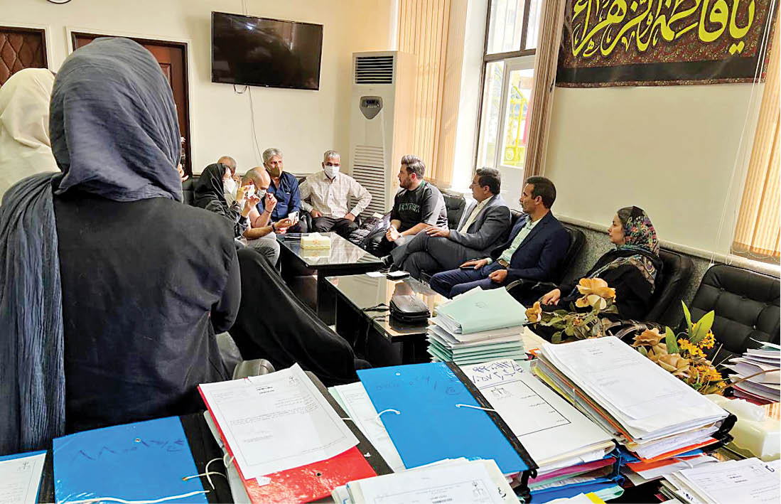 با وساطت تیم صلح و سازش دادسرای جنایی تهران، خیرین و یک بازیگر زن، 3زندانی صبح دیروز آزاد شدند