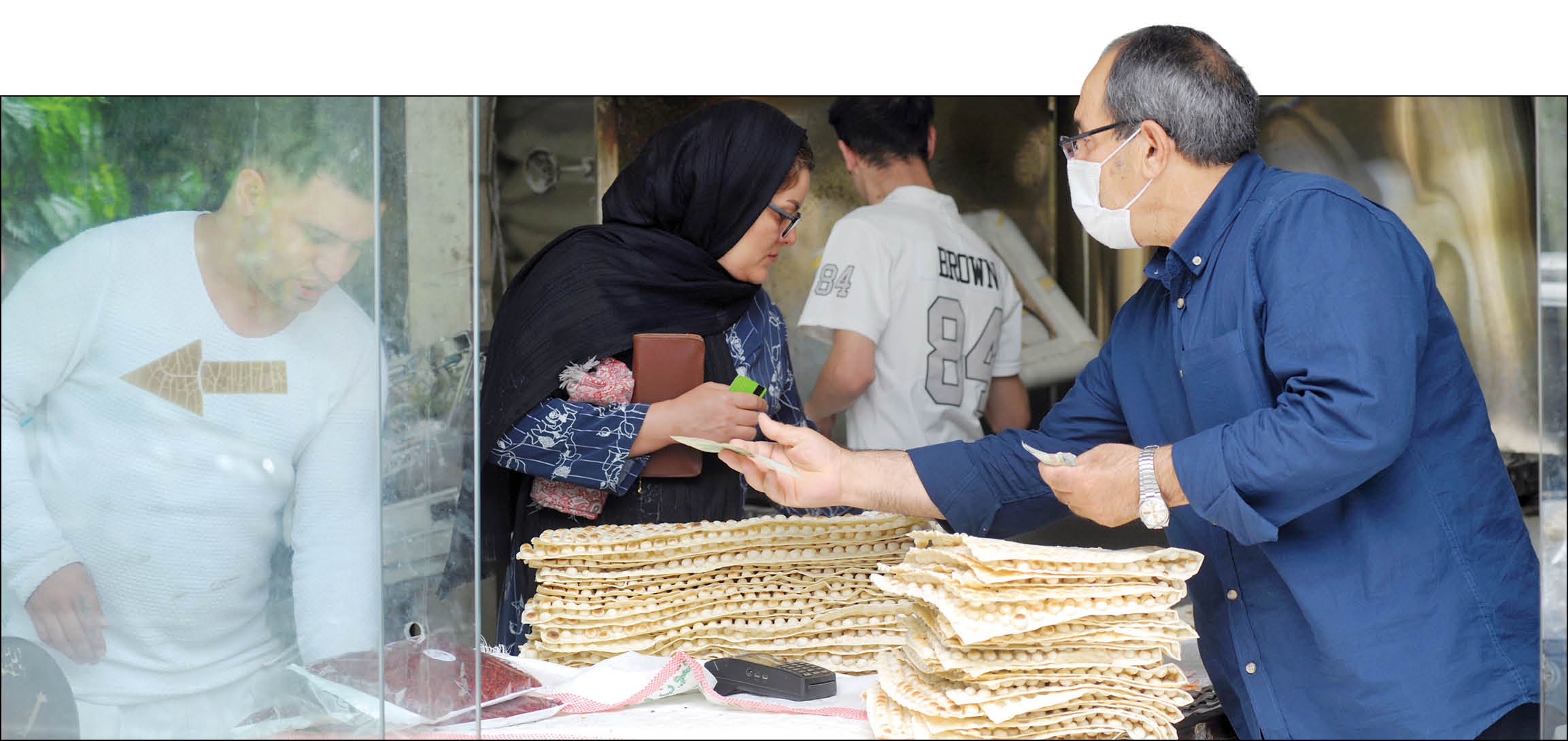 همشهری از اولین اقدام دولت در اصلاح نظام یارانهها گزارش میدهد