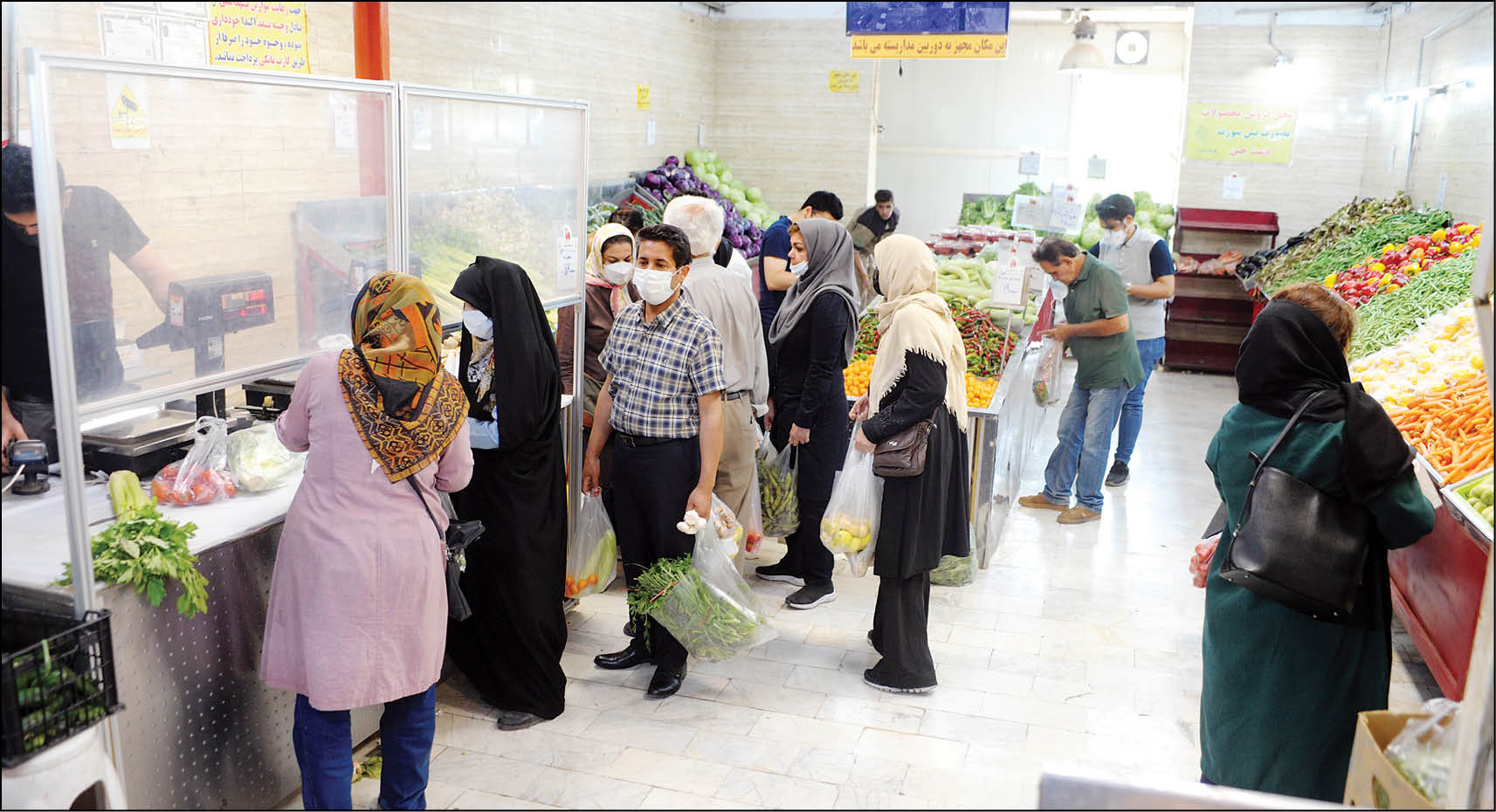 مدیرعامل سازمان میادین میوه‌وتره‌بار شهرداری تهران در صحن شورا وعده داد تا پایان سال 100بازار تره‌بار جدید احداث می‌شود