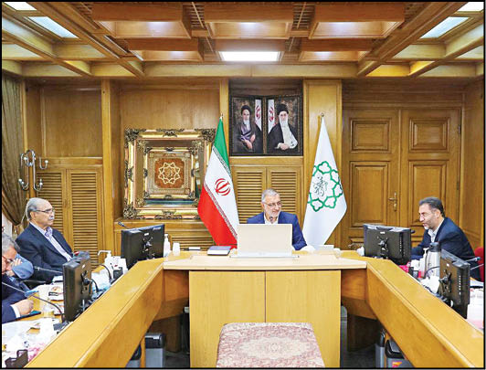 دیدار اعضای جامعه خیرین مدرسه‌ساز با شهردار تهران