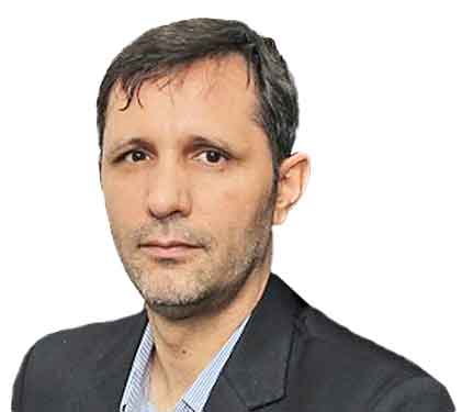 انحصار قدرت در بازار تلفن