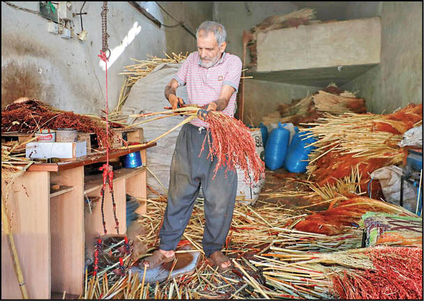 هنر سنتی جاروبافی