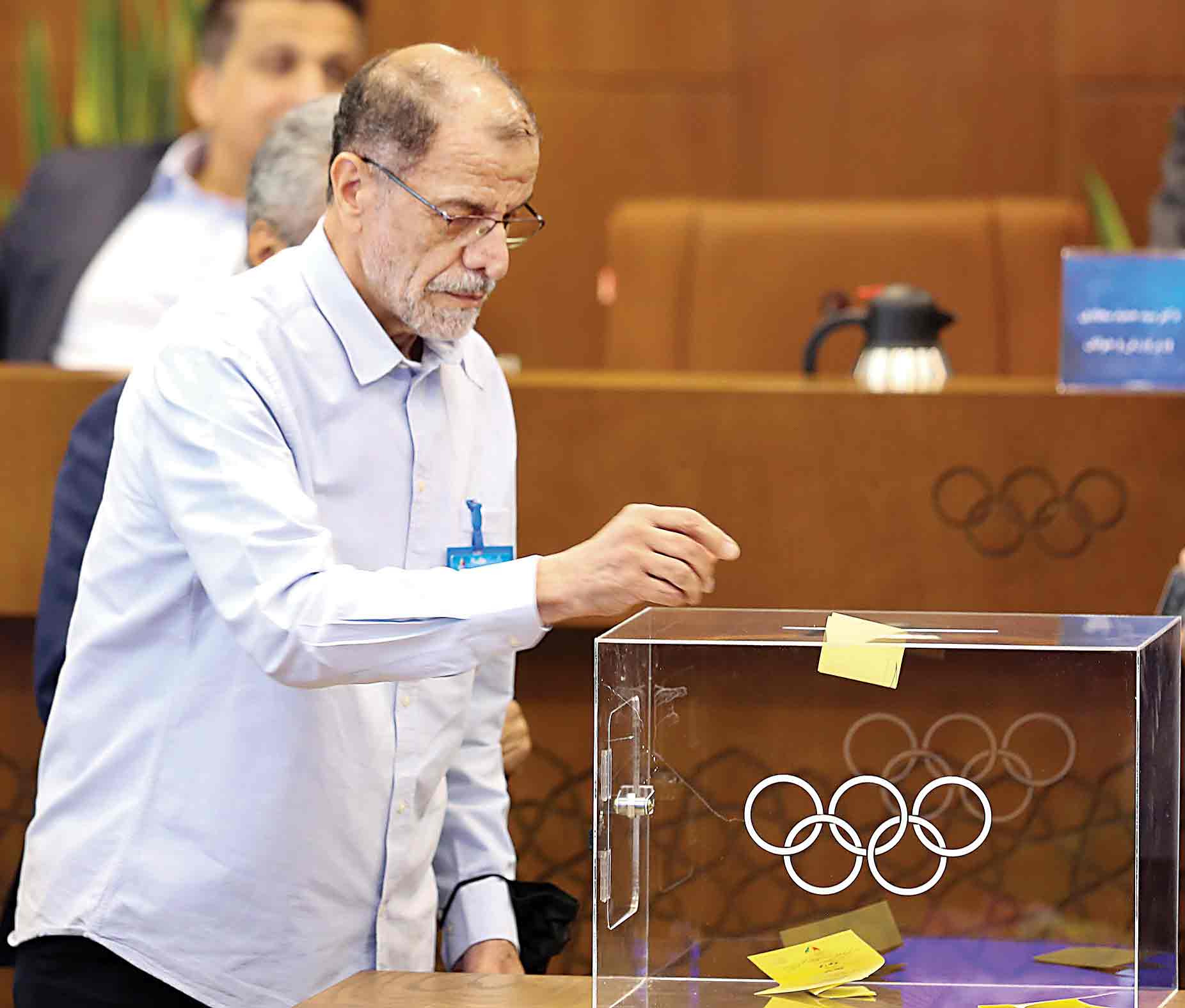 انتخابی بحث‌برانگیز