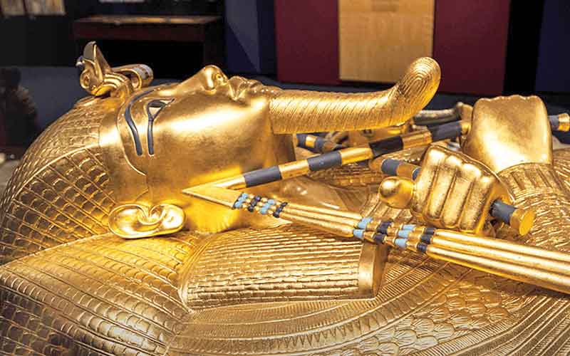 بحران مصری یقه طلایی
