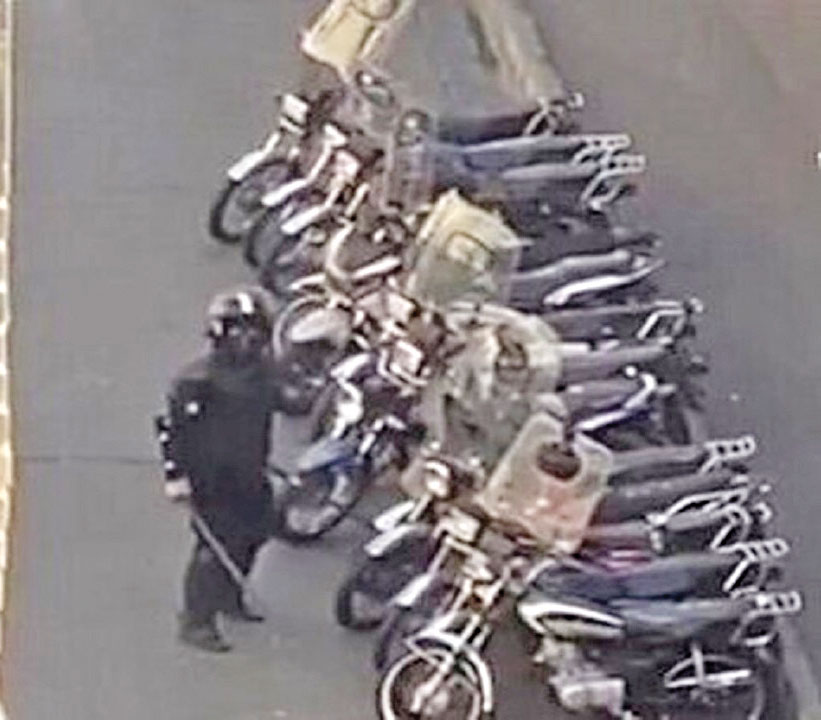 پلیس‌نماها، تجهیزات و لباس را از کجا آوردند؟