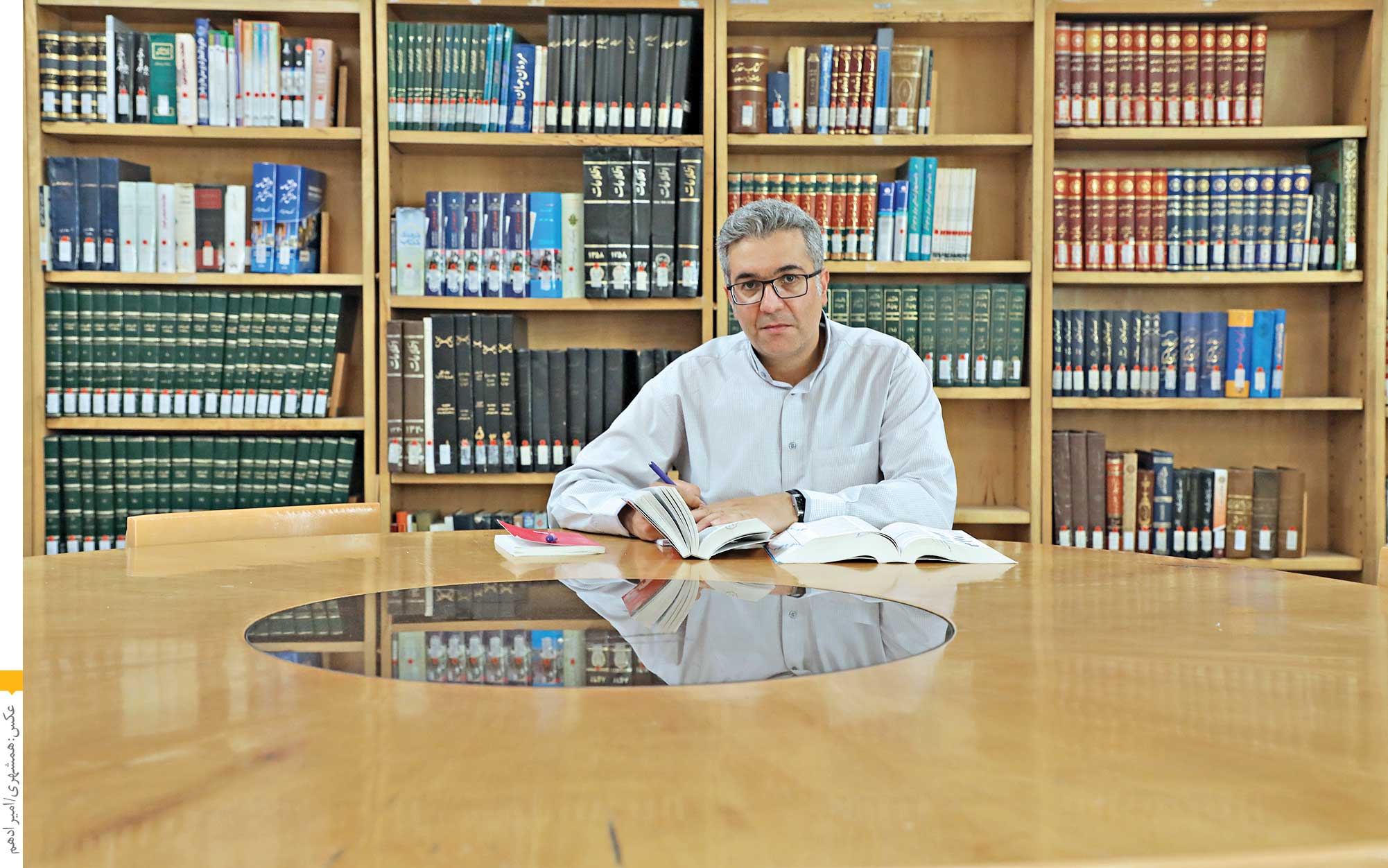 گفت‌وگو با نویسنده کتاب «مهاجر سرزمین آفتاب» که رهبر انقلاب بر آن تقریظ نوشته‌اند