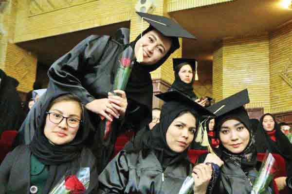 مهربانی ایرانی با بورسیه دانشجویان افغانستانی