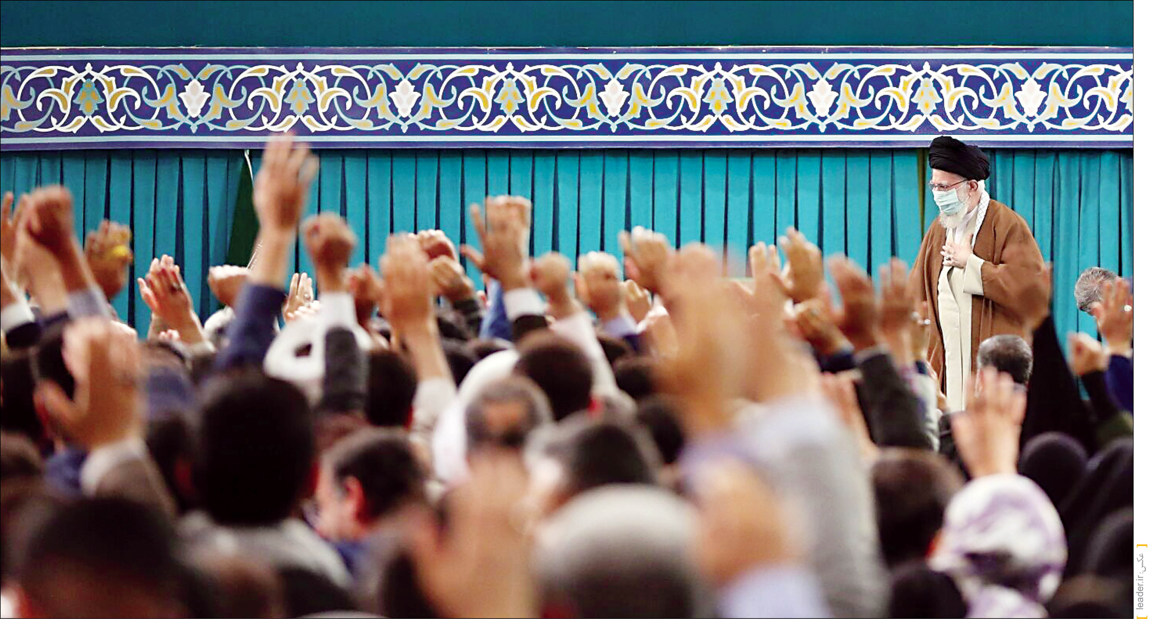 رهبر معظم انقلاب در دیدار معلمان : آموزش و پرورش قابل واگذاری نیست
