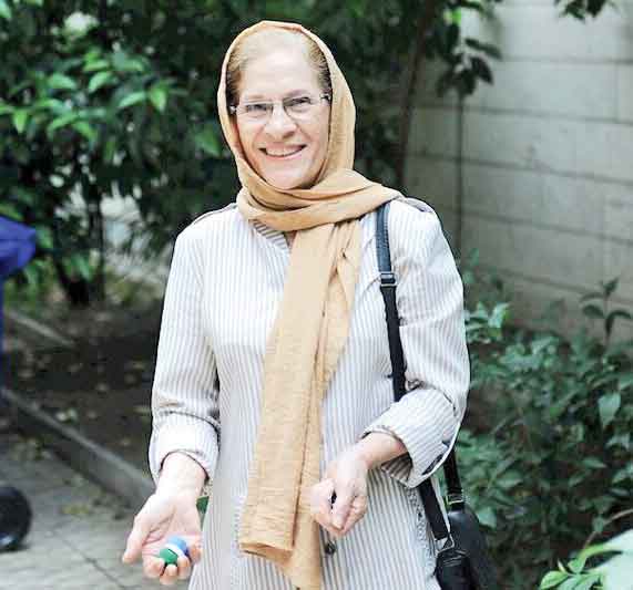 عشق به خاک