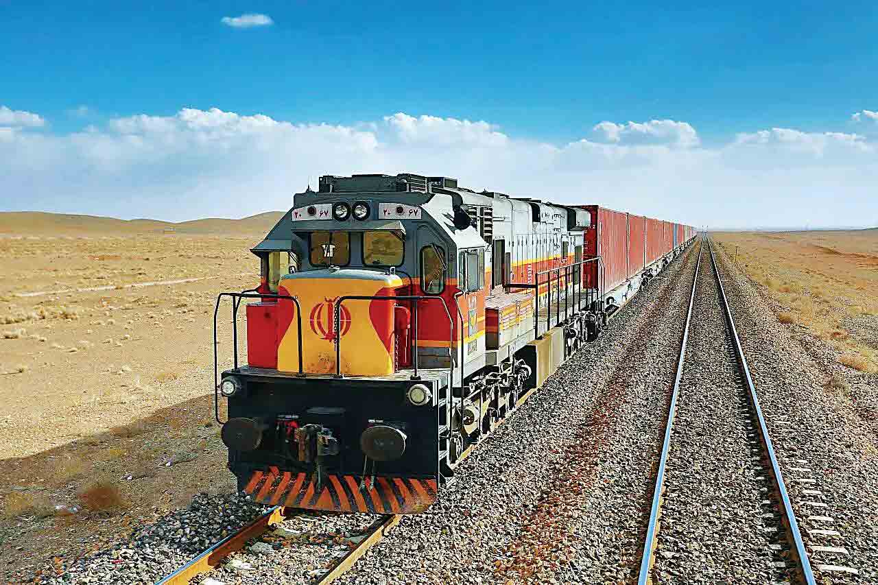 توسعه حمل‌ونقل ریلی در سربالایی