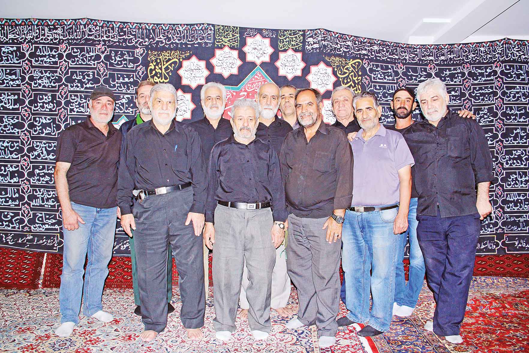 بانی مجلس، اول به غیر‌هیئتی‌ها غذا می‌داد