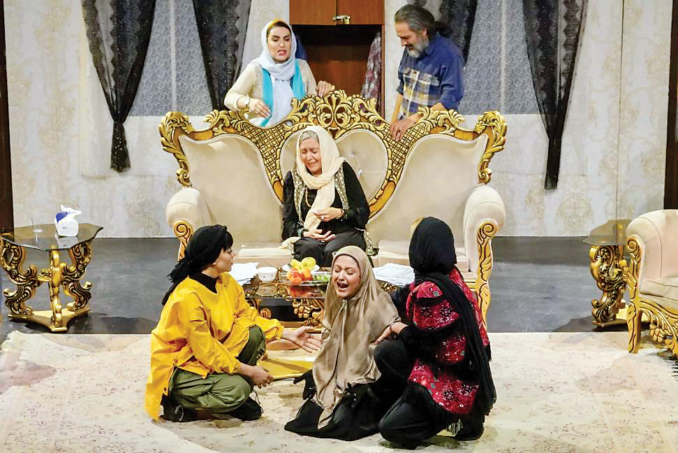 جنونی که تئاتر را زنده نگه داشته