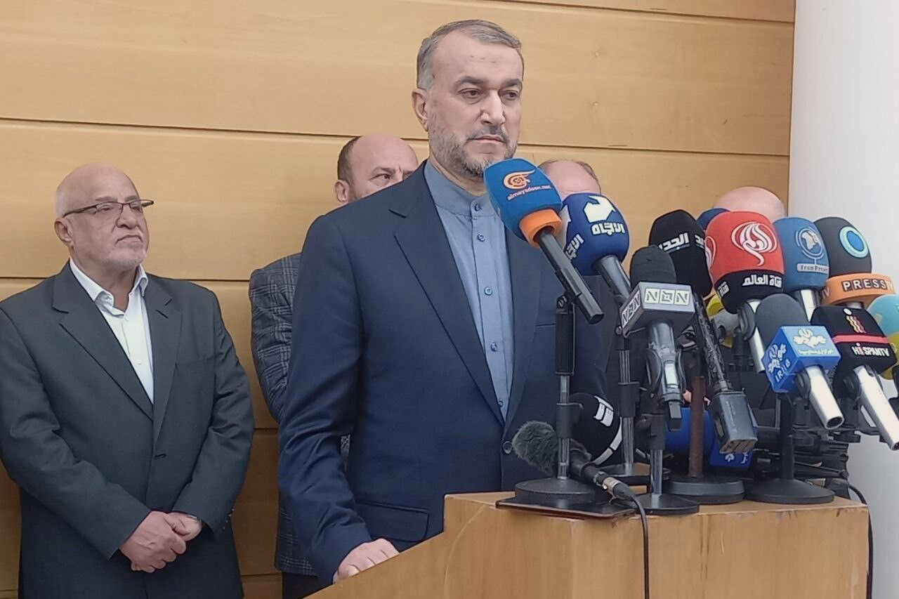 دست‌ مقاومت روی ماشه می‌ماند