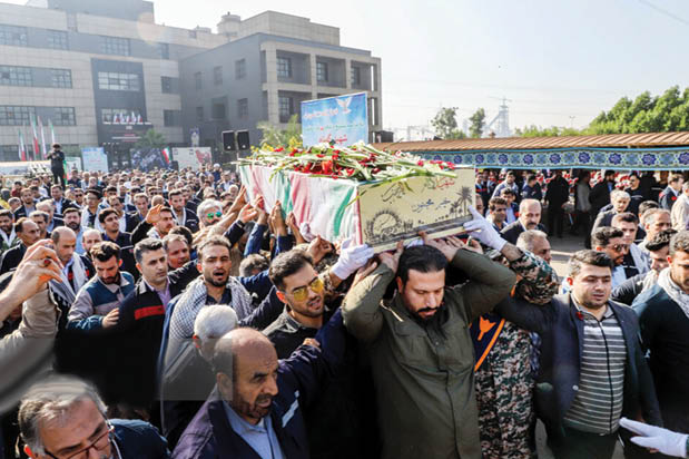 تشییع پیکر شهید گمنام در خوزستان
