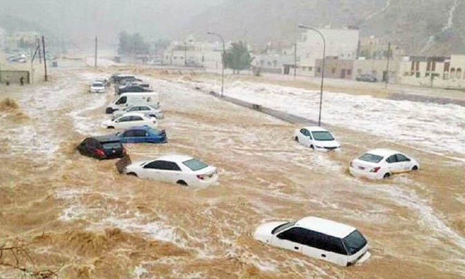 شمارکشته‌های سیل عمان به ۱۷نفر رسید