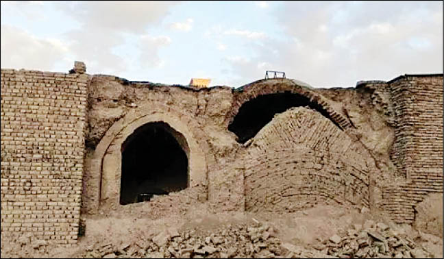 آسیب دیدن بناهای تاریخی کاشمر بر اثر زلزله