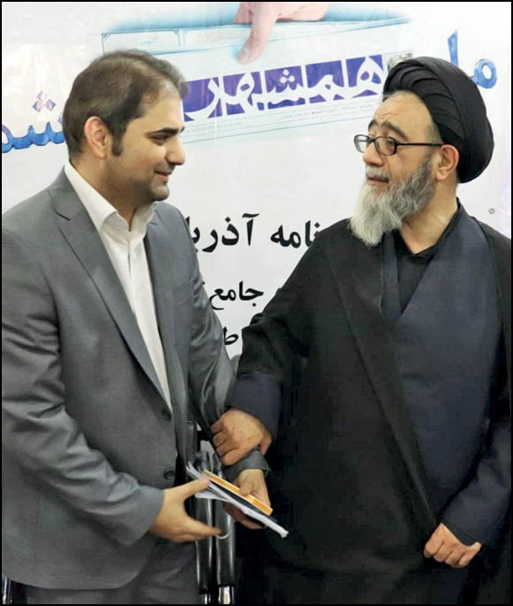 شریک حال خوب و بد همه بود