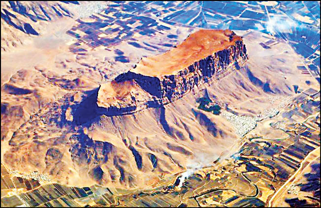 کوه‌های شاهنامه فردوسی