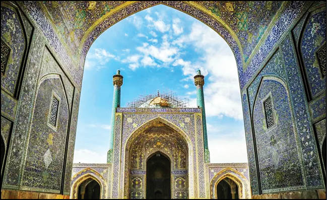 بناهای تاریخی اصفهان به‌دلیل فرونشست آسیب دیده‌اند