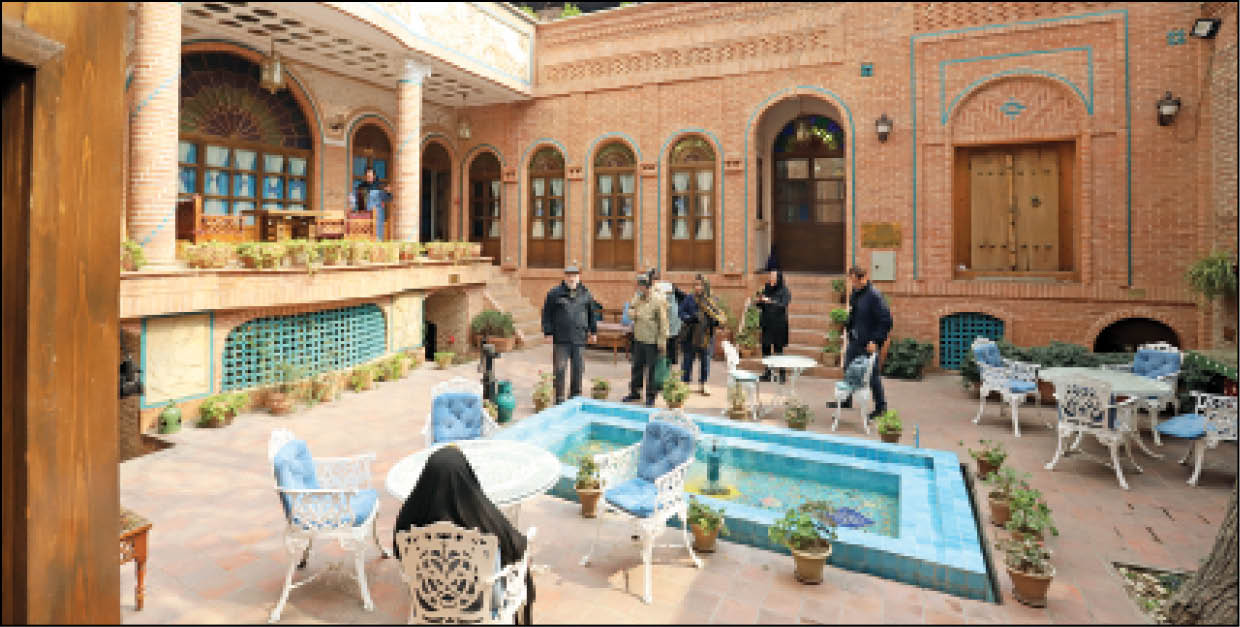 مدیراداره میراث فرهنگی، صنایعدستی و گردشگری تهران از افزایش مسیرها و اماکن گردشگری پایتخت در 3سال گذشته خبر میدهد