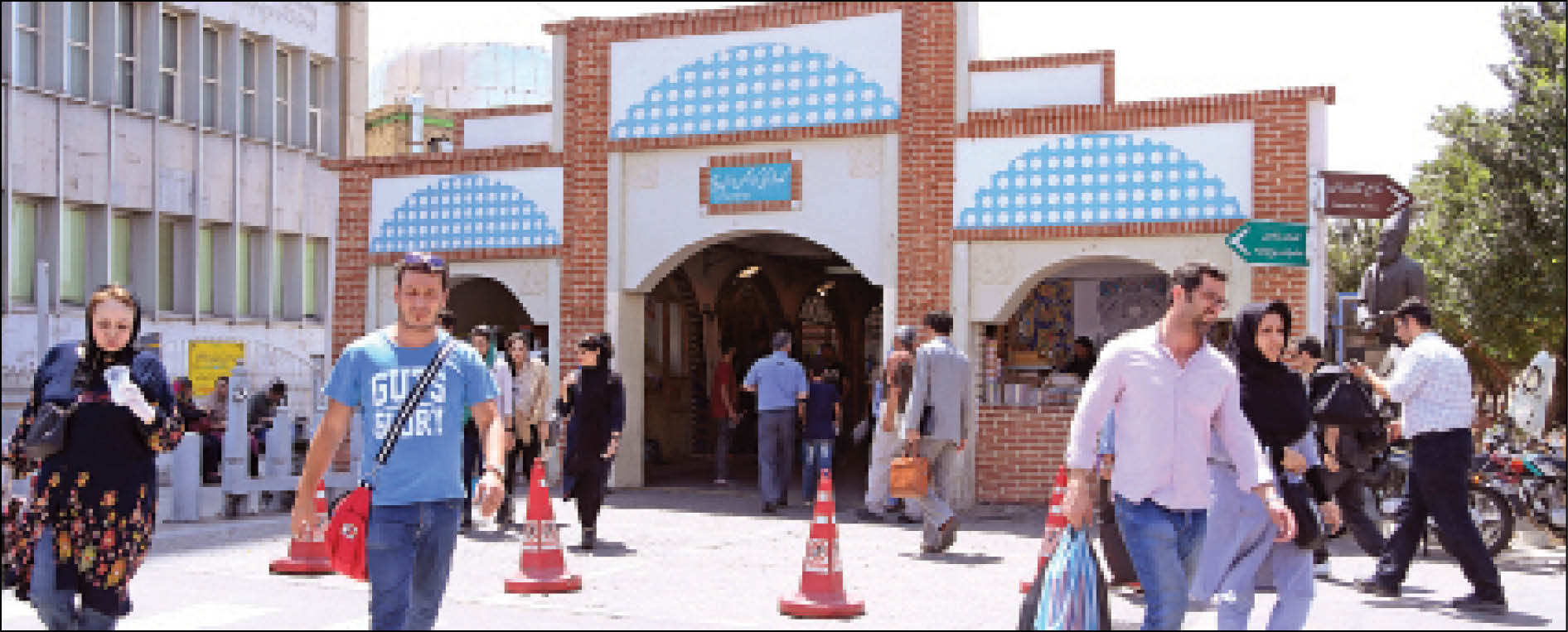 امیرمسعود احمدی، مدیر برنامه‌ریزی ستاد گردشگری از پایان تبعیض در ارائه خدمات گردشگری طی ۳سال اخیر تاکید می‌کند