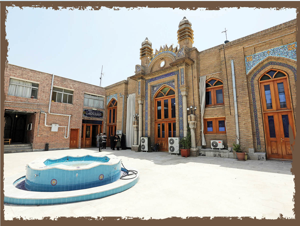 عبادتگاه 218ساله سنگلج