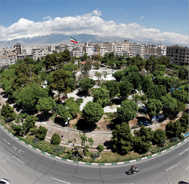 بازآفرینی ۱۲ میدان در شرق تهران
