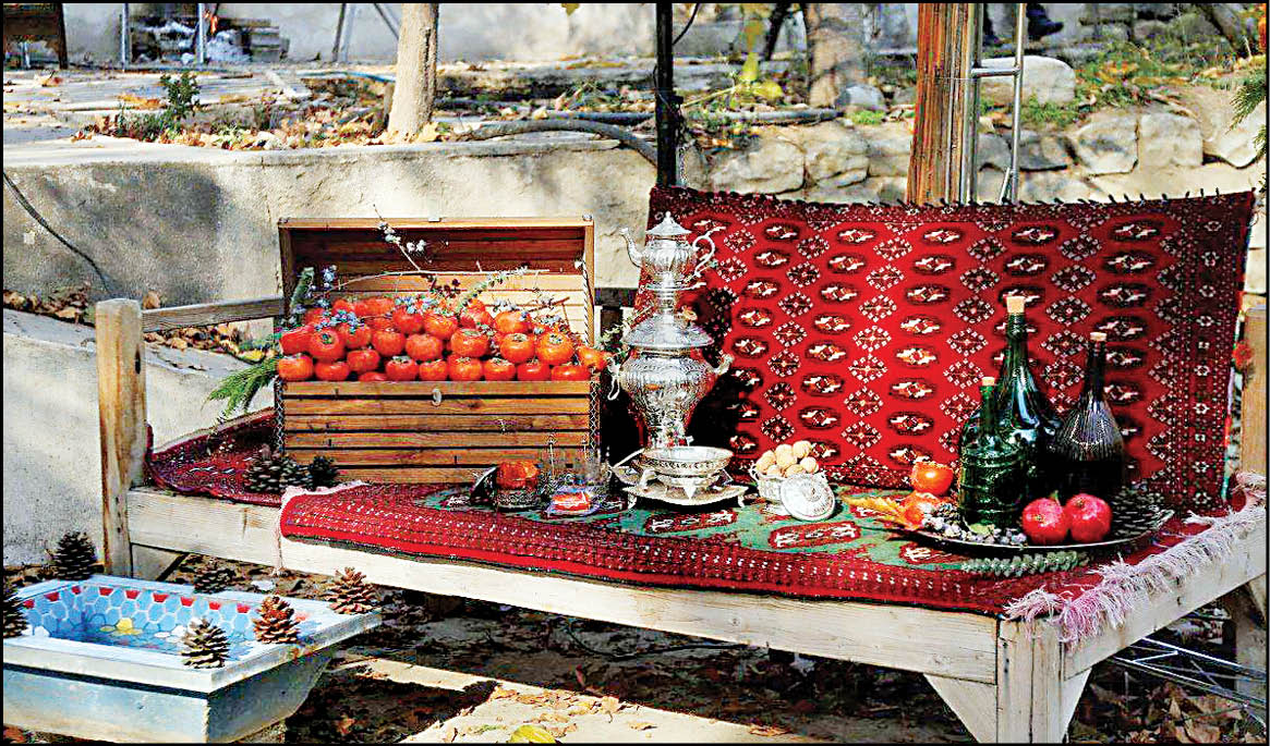 بفرمایید خرمالوی کن