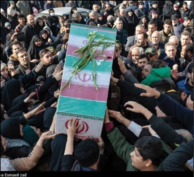 تشییع ۳۰۰ شهید گمنام دفاع مقدس