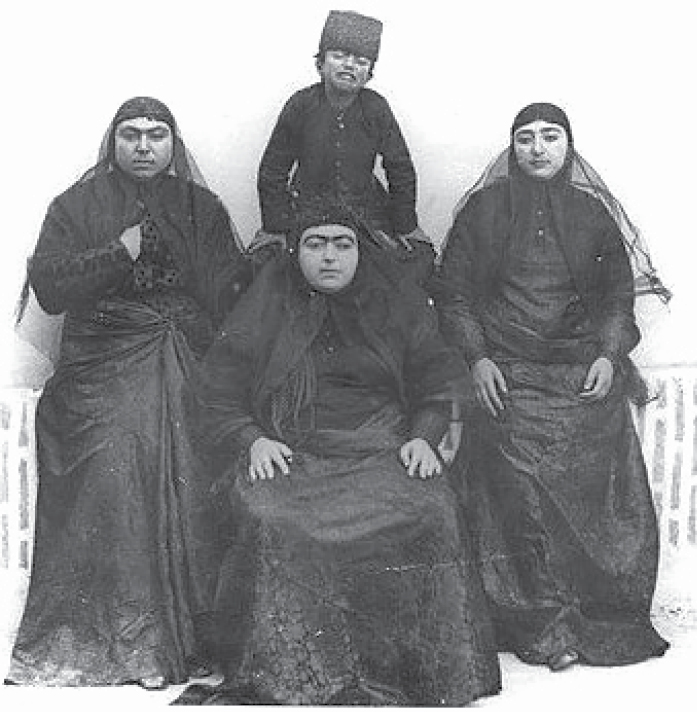 ضرب‌المثل مادر فولادزره میراث یک زن هنرمند