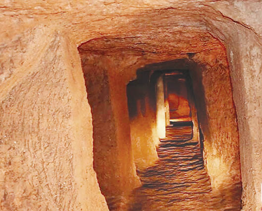 سفر به دنیای زیر زمین