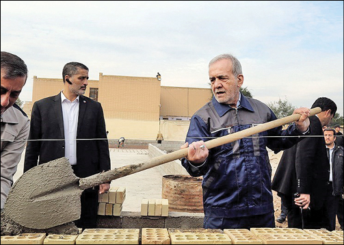 مدرسه‌سازی تنها راه‌حل نیست