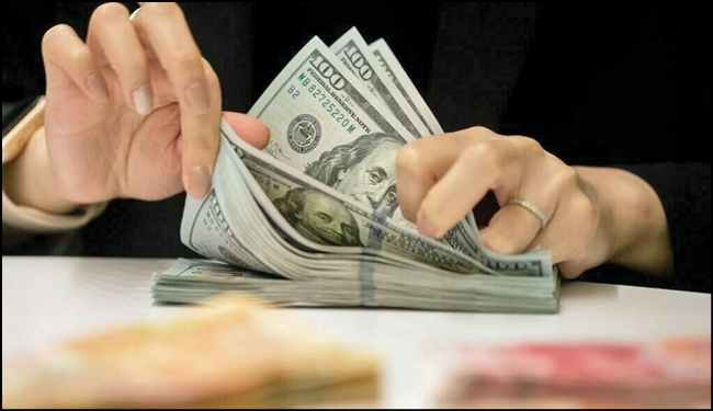 عقب‌نشینی قیمت طلا و ارز