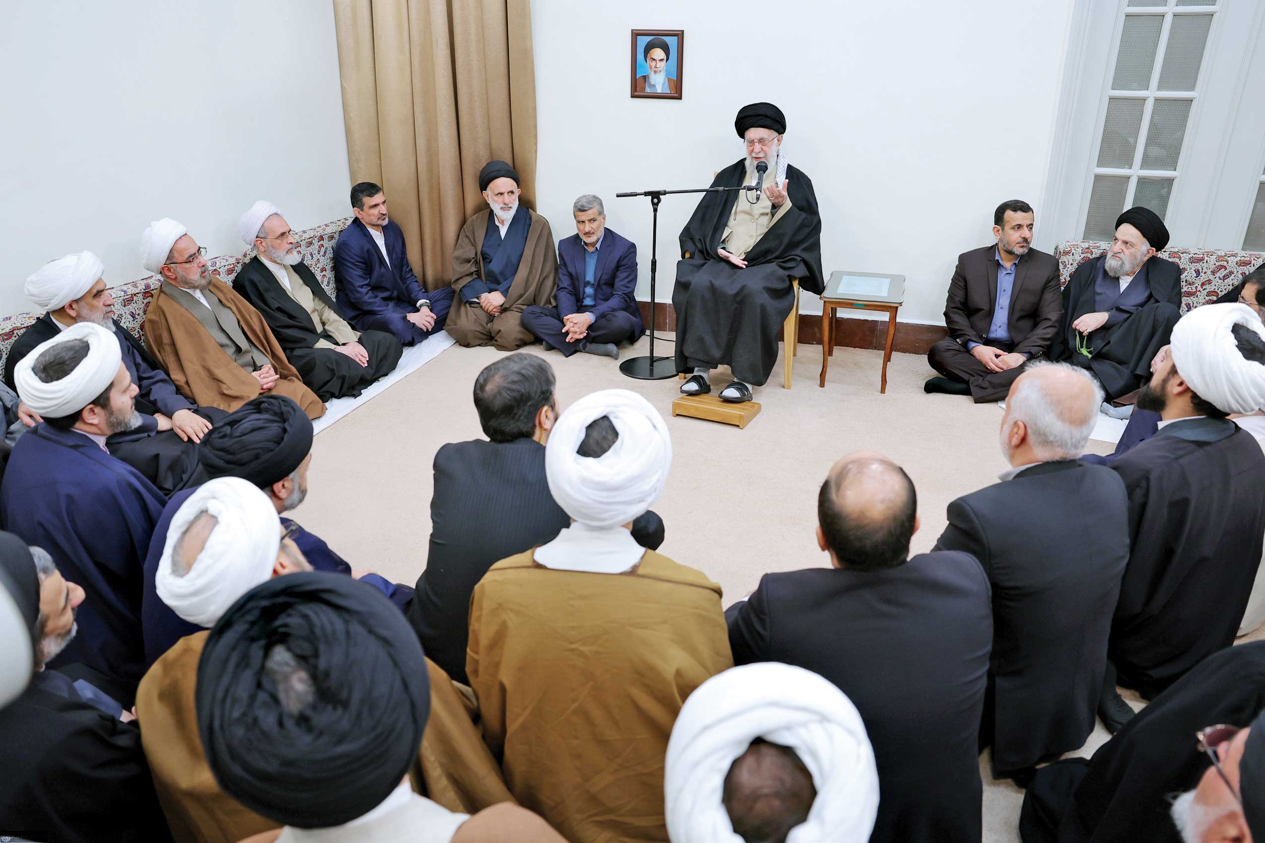 مفسر ممتاز
