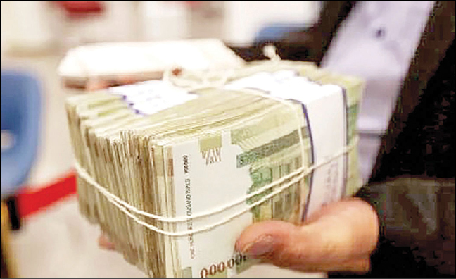 پول در بانک‌ها کمیاب شد