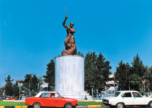 تندیس 89ساله تهران