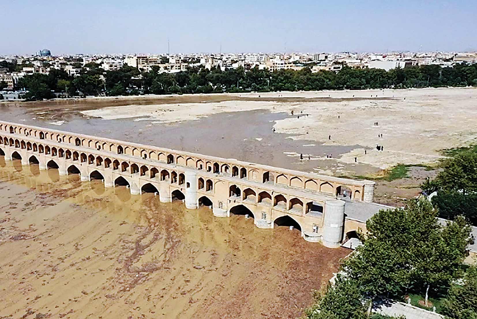 زندگی 6 روزه زاینده‌رود