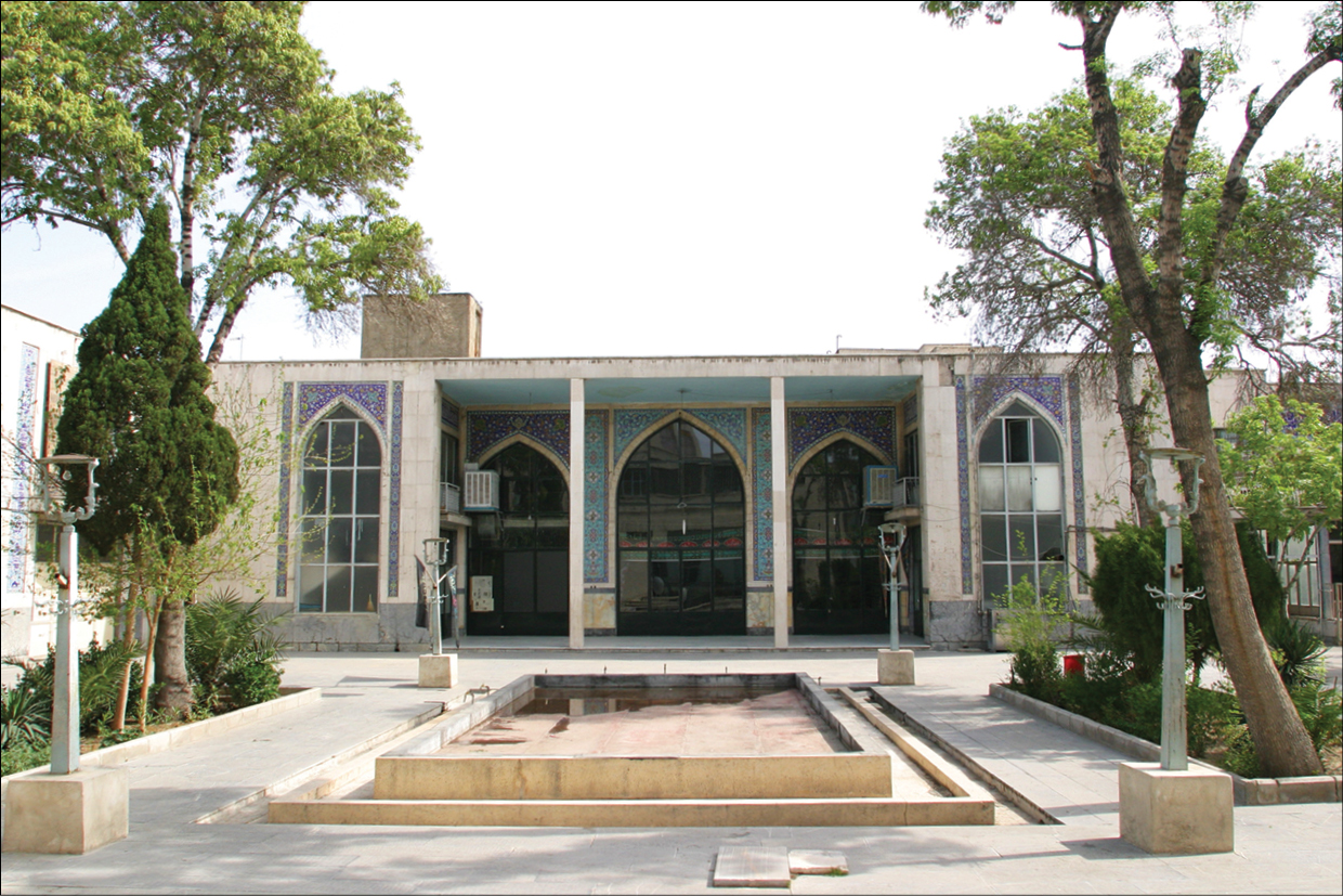 از معماری مساجد تاریخی جنوب تهران بازدید کنید