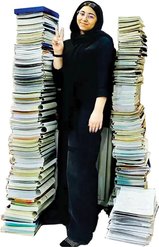 یک کوه کتاب کنکور