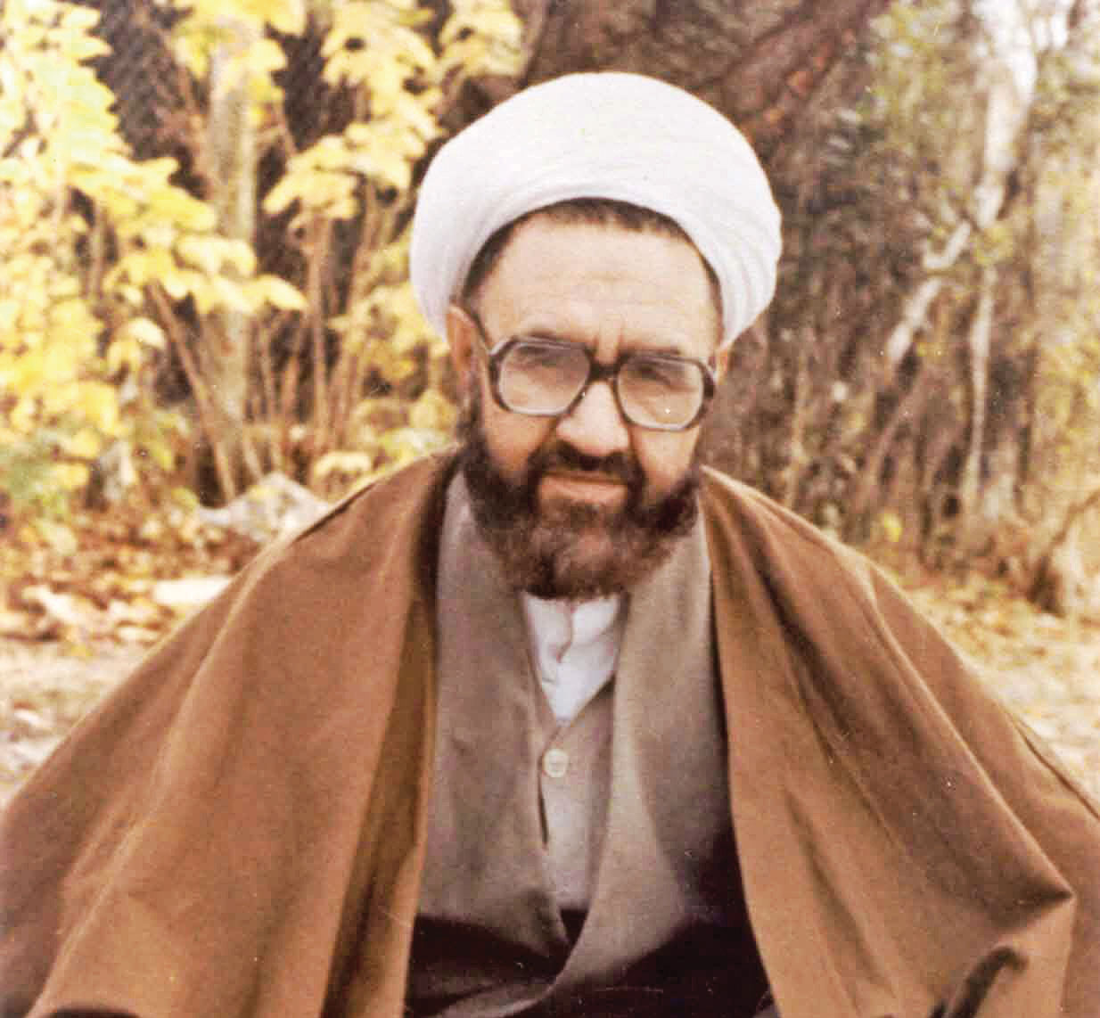 دنیا از نگاه انسان باخدا و بی‌خدا