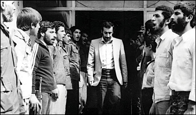 وزیری که برای اهالی خرید می‌کرد