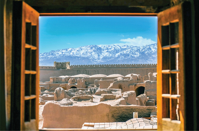 لبخند دنیا به کرمان