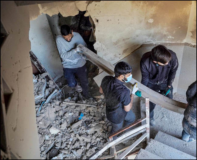 نیروهای جهادی پای کار هستند