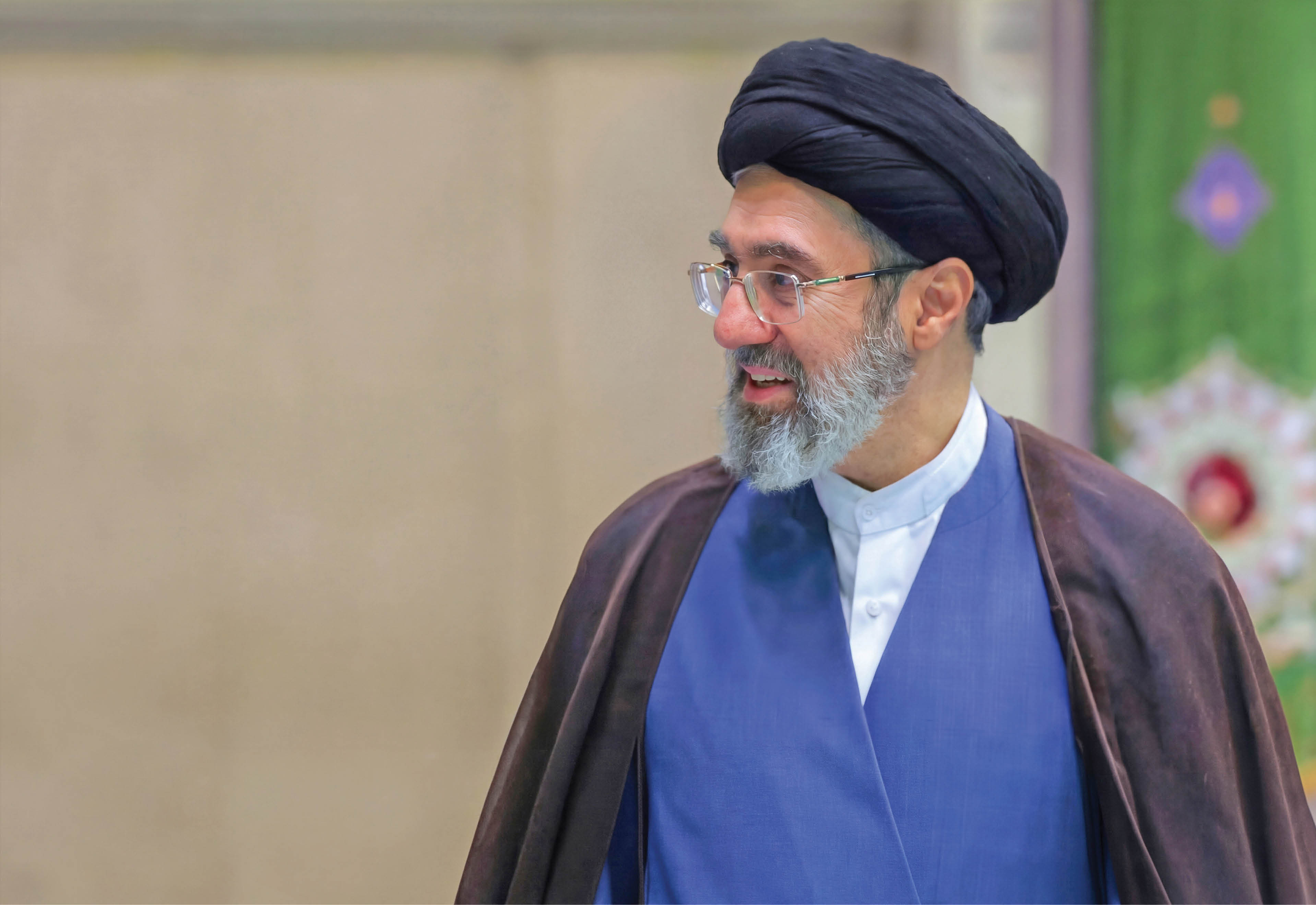 عید سعید فطر و عید نوروز را به یکایک ملت ایران تبریک می‌گویم