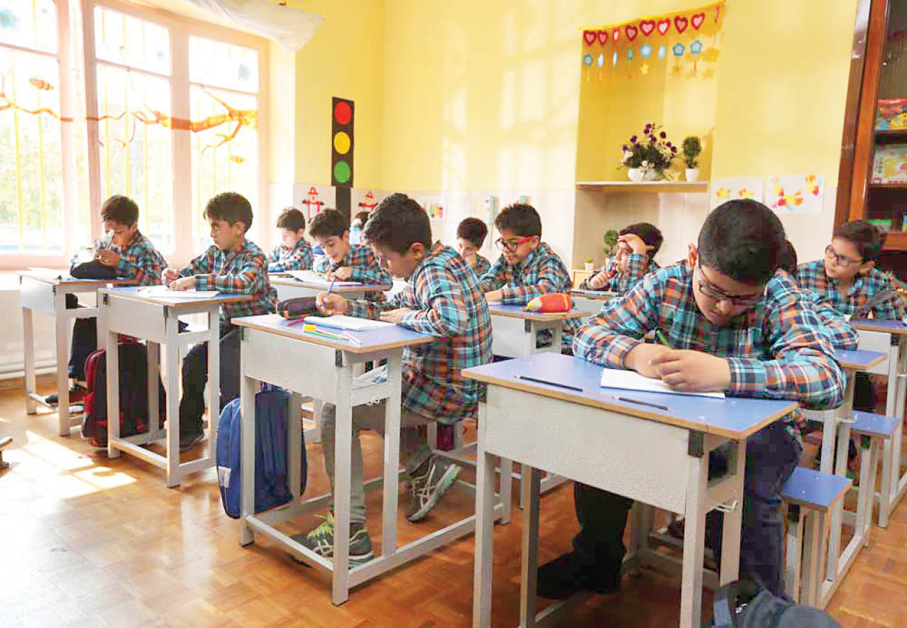 تعطیلی بی تعطیلی